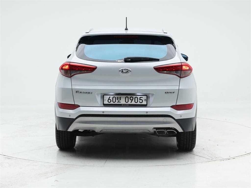 HYUNDAI Tucson - Vista 5