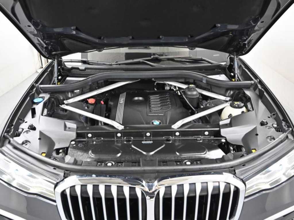 BMW X7 - Vista 6