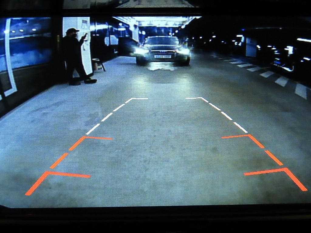 Chevrolet Trax 2018 Rojo - Importación desde Corea - HF Imports Iquique - Foto 16