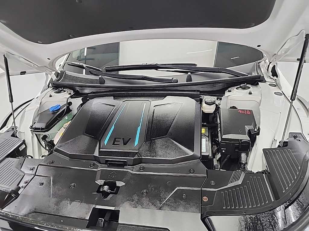 HYUNDAI Ioniq 5 - Vista 5