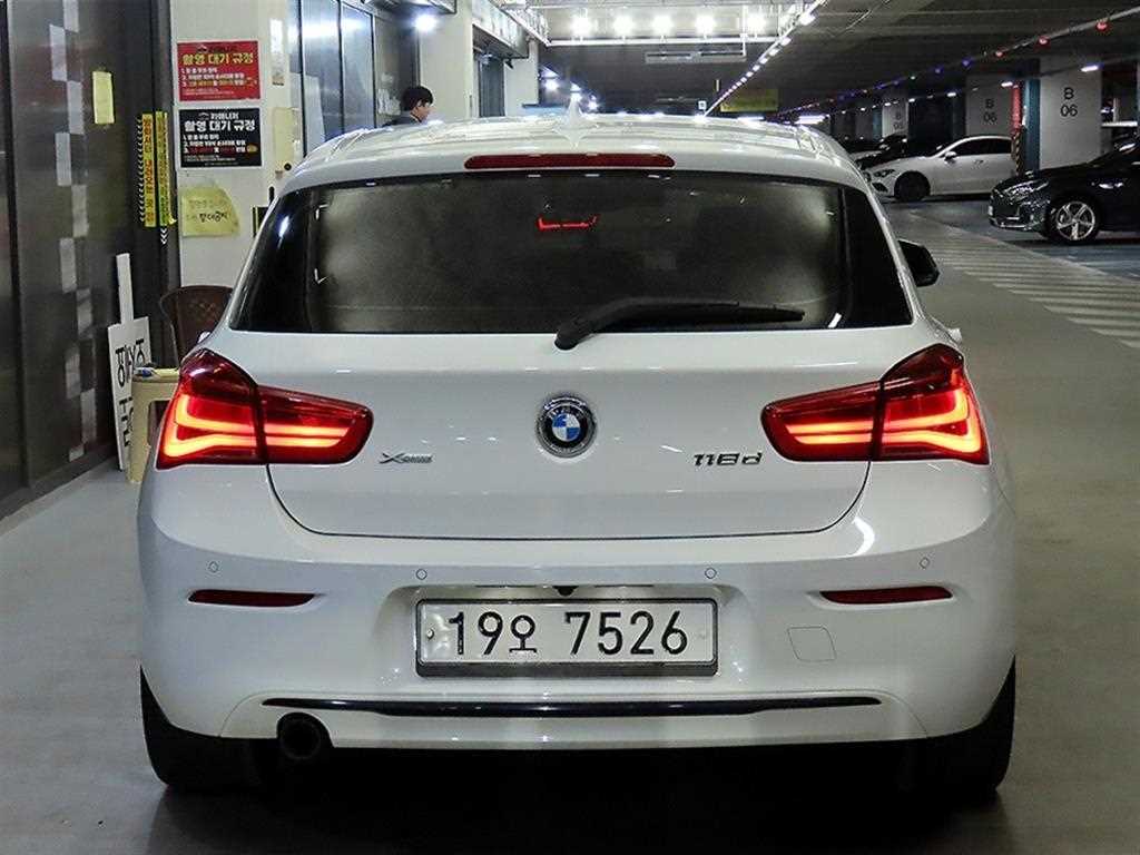 BMW 1 series - Vista 5