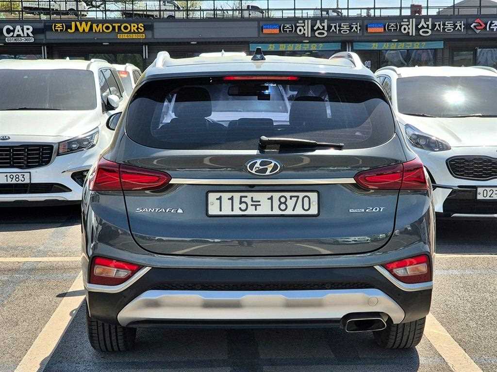 HYUNDAI Santa Fe - Vista 5