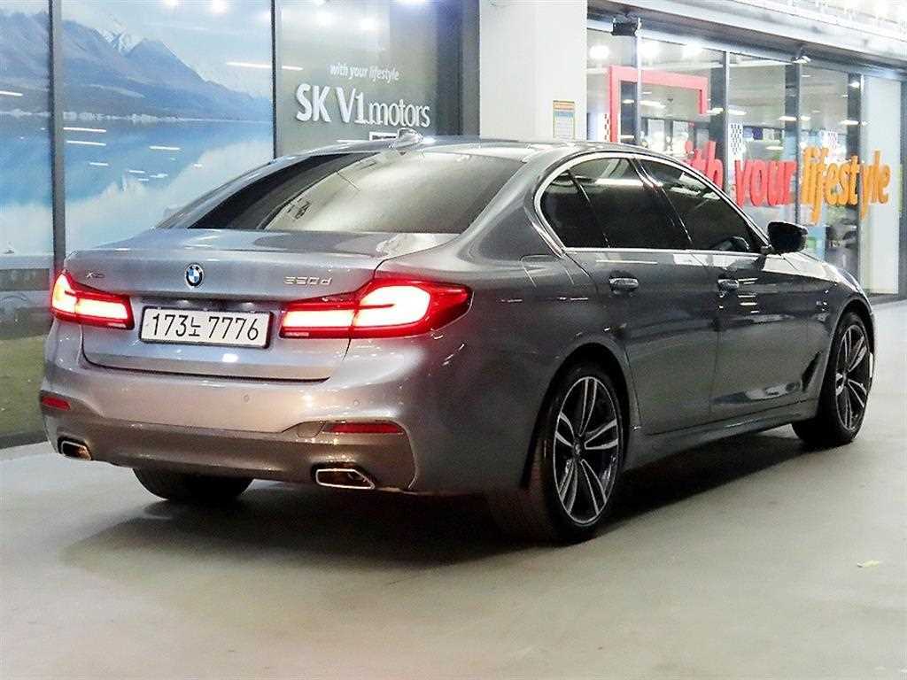 BMW 5 Series - Vista 4