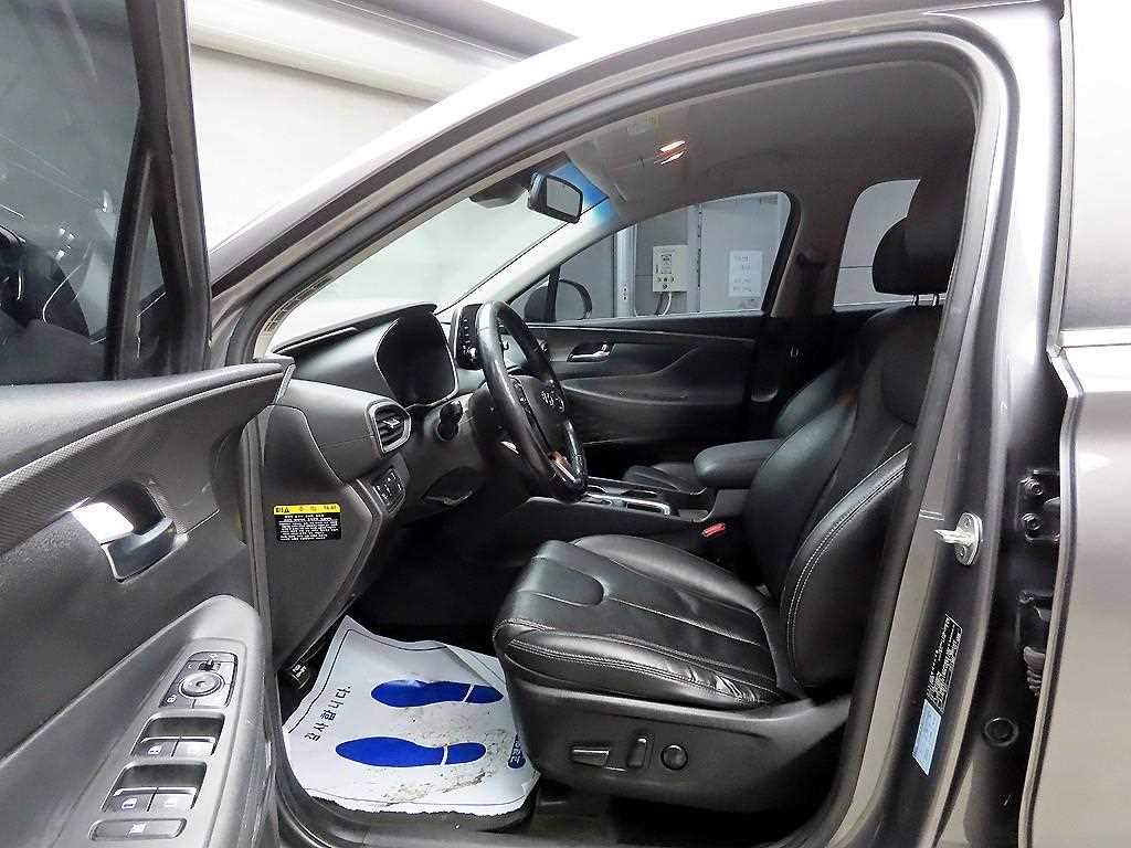 HYUNDAI Santa Fe - Vista 5