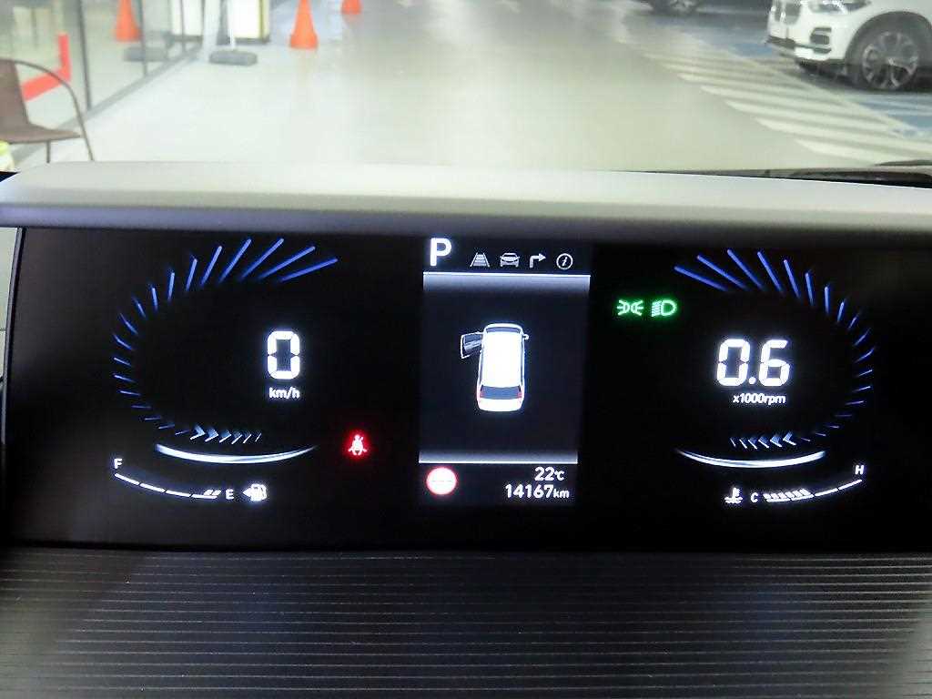 HYUNDAI Staria - Vista 9