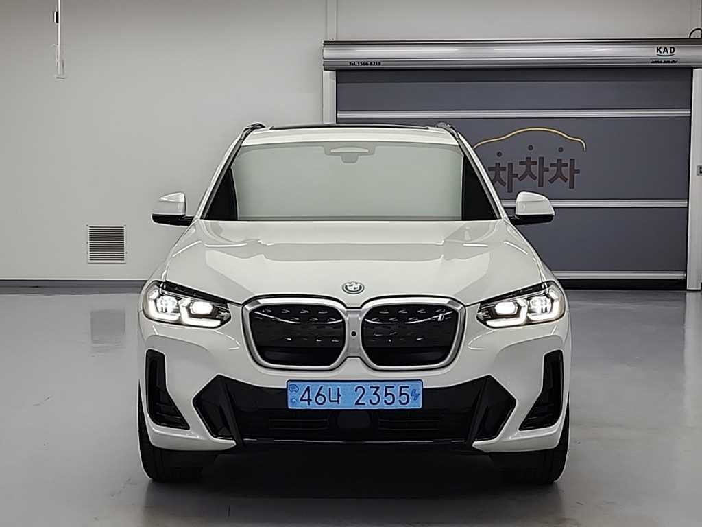 BMW iX3 - Vista 2