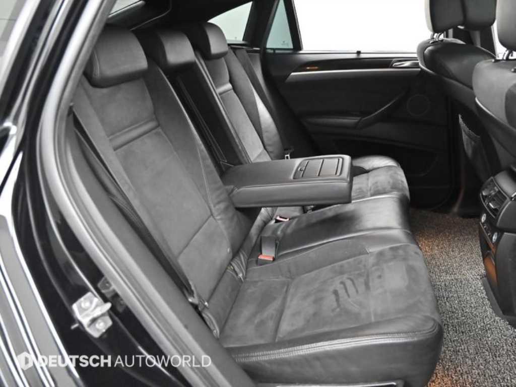 BMW X6 - Vista 12