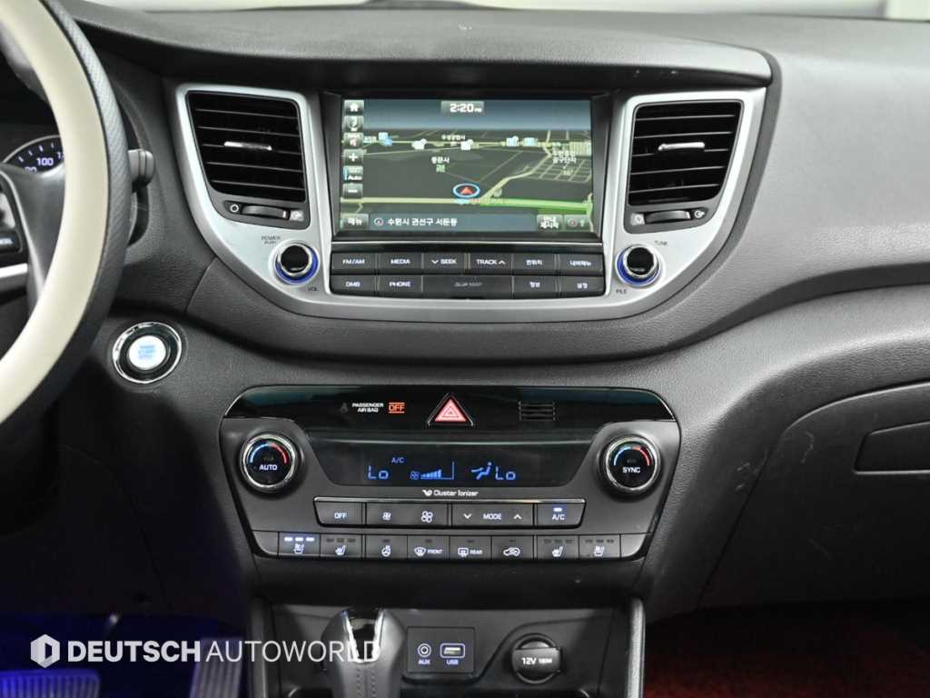 HYUNDAI Tucson 2018 Blanco - Importación desde Corea - HF Imports Iquique - Foto 14