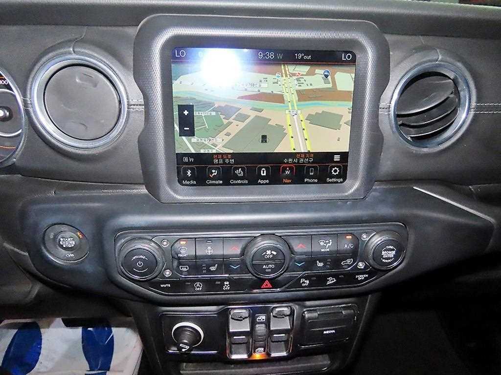 Jeep Wrangler - Vista 11