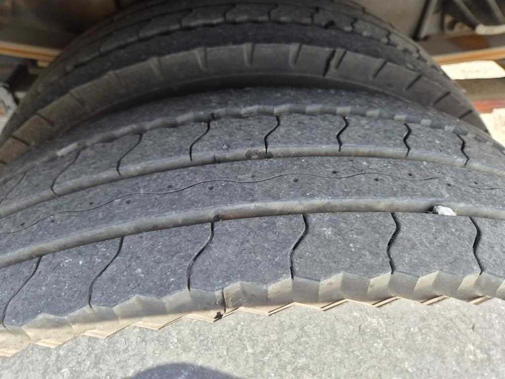 medium and large cargo Special 2018 Blanco - Importación desde Corea - HF Imports Iquique - Foto 17