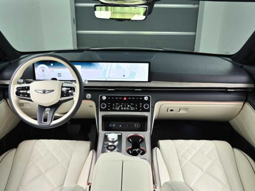 Genesis GV80 - Vista 7