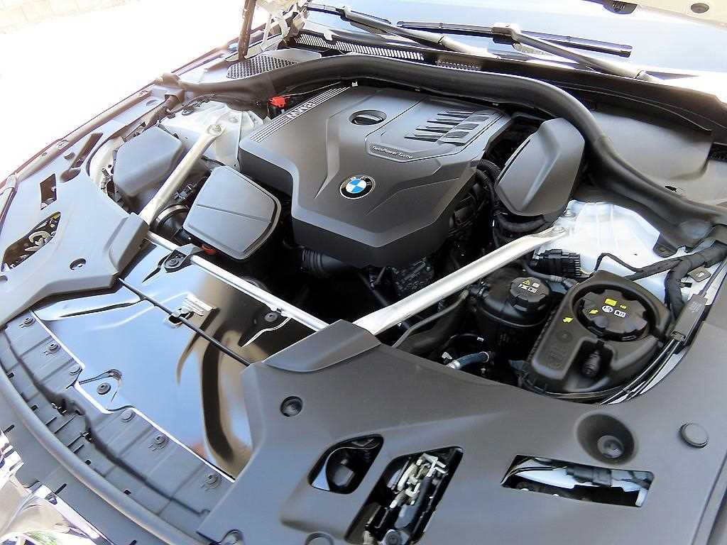 BMW 5 Series 2023 Blanco - Importación desde Corea - HF Imports Iquique - Foto 19