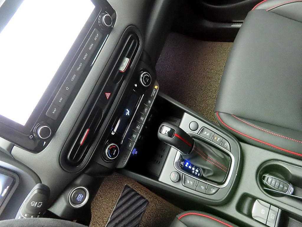 HYUNDAI Kona 2021 Blanco - Importación desde Corea - HF Imports Iquique - Foto 17