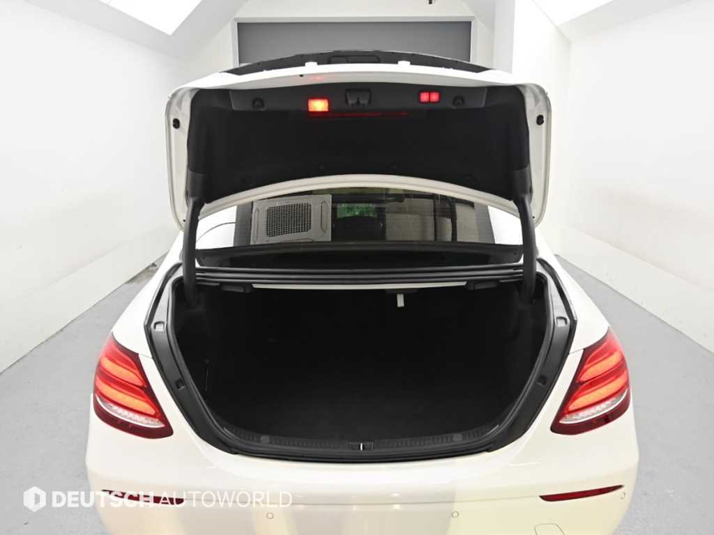 Mercedes Benz E class 2019 Blanco - Importación desde Corea - HF Imports Iquique - Foto 19