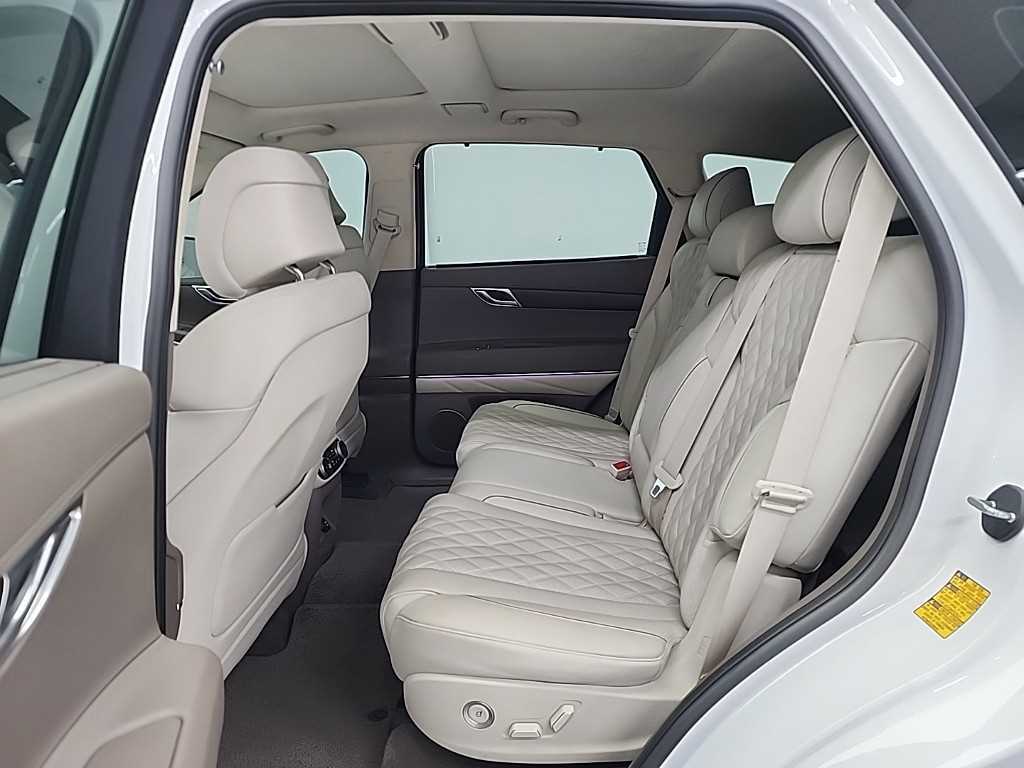 Genesis GV80 - Vista 12