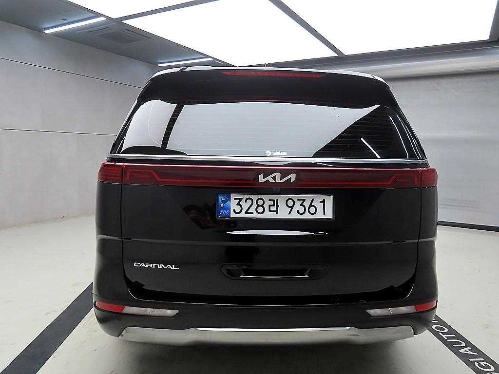 KIA Carnival - Vista 3