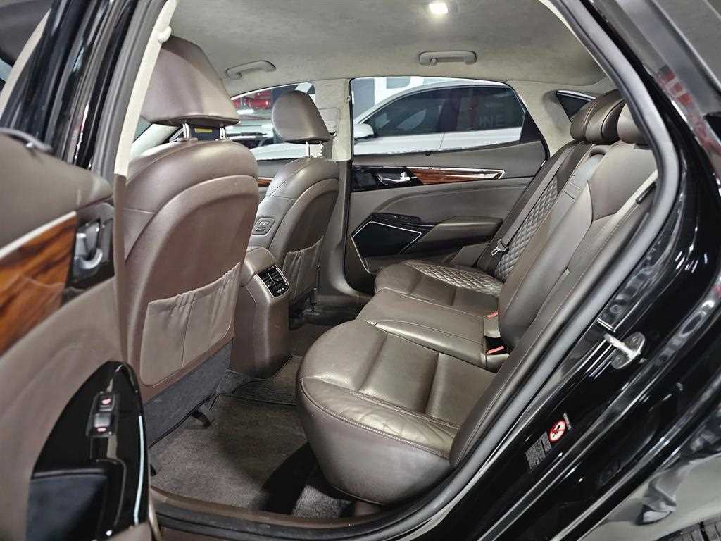 KIA K7 - Vista 7
