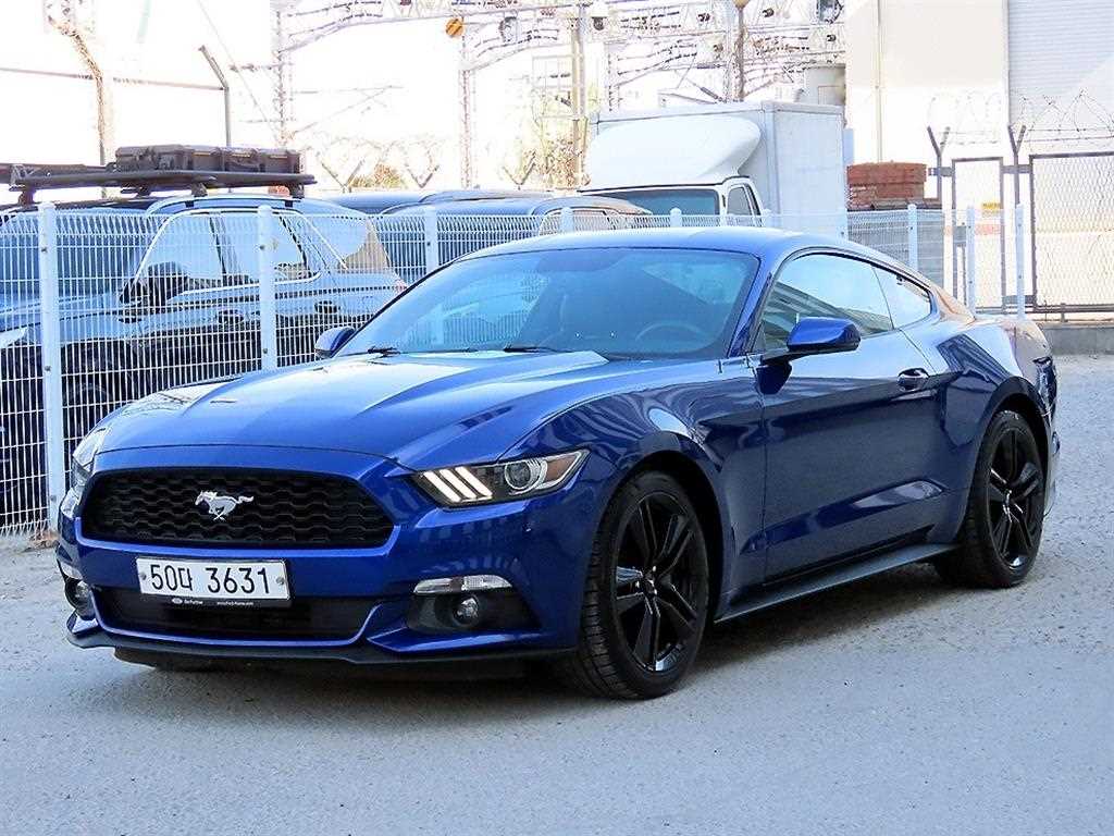 Ford Mustang - Vista 2