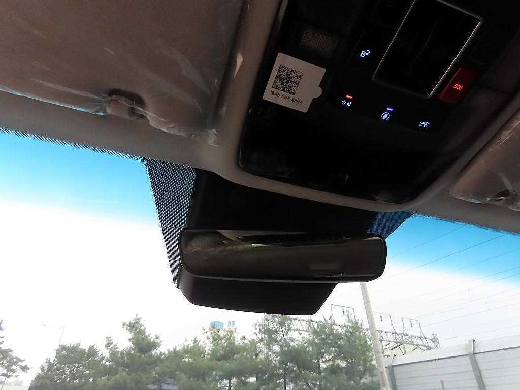 HYUNDAI Staria 2025 Blanco - Importación desde Corea - HF Imports Iquique - Foto 16