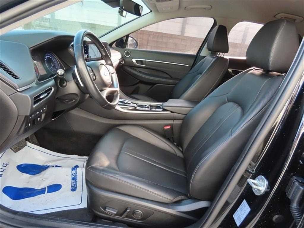 HYUNDAI Sonata - Vista 5