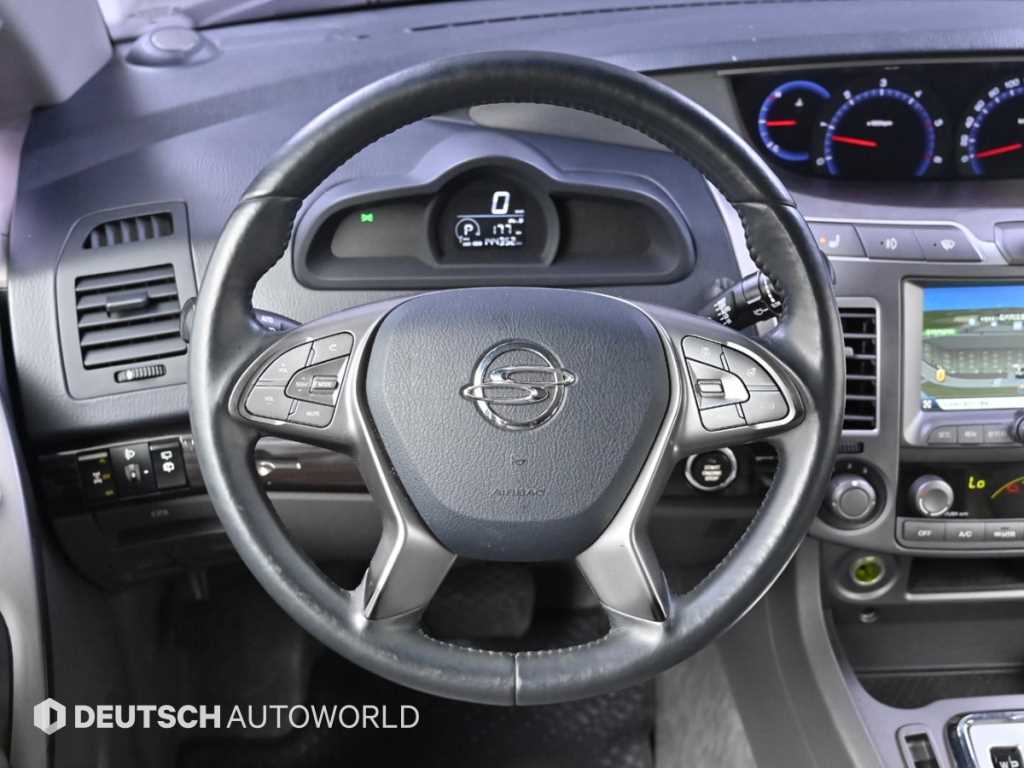 Ssangyong Korando 2016 Negro - Importación desde Corea - HF Imports Iquique - Foto 13