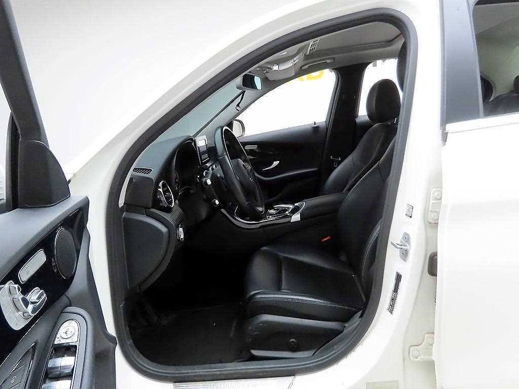 Mercedes Benz C Class 2016 Blanco - Importación desde Corea - HF Imports Iquique - Foto 13