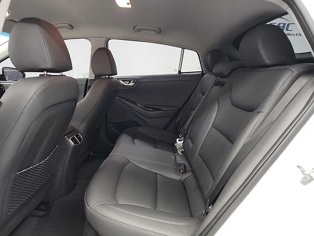 HYUNDAI Ioniq - Vista 12