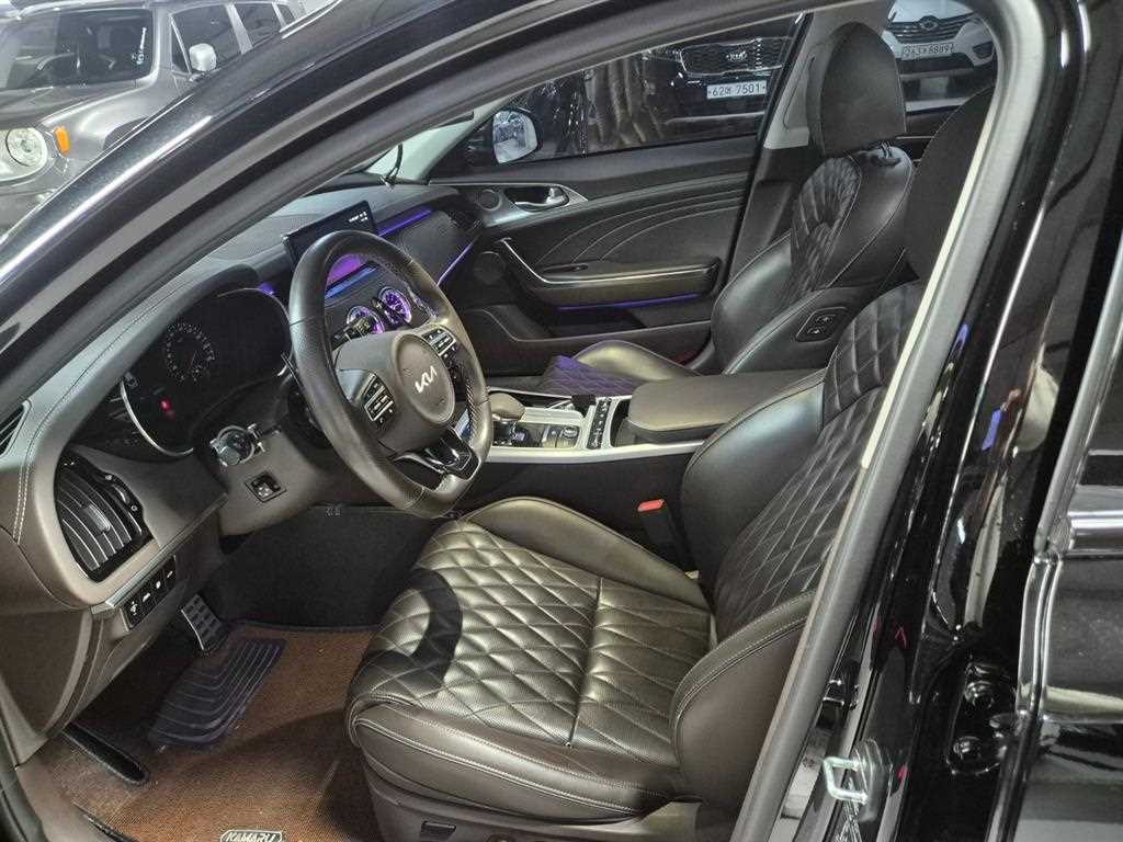 KIA Stinger - Vista 5