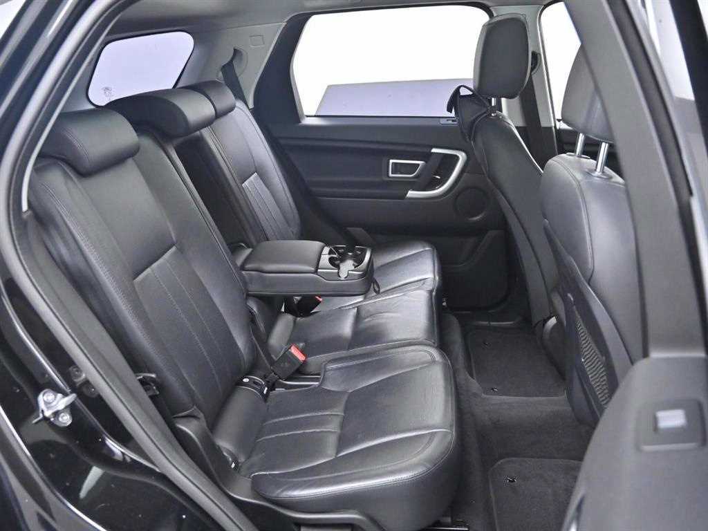 Land Rover Discovery Sports - Vista 12