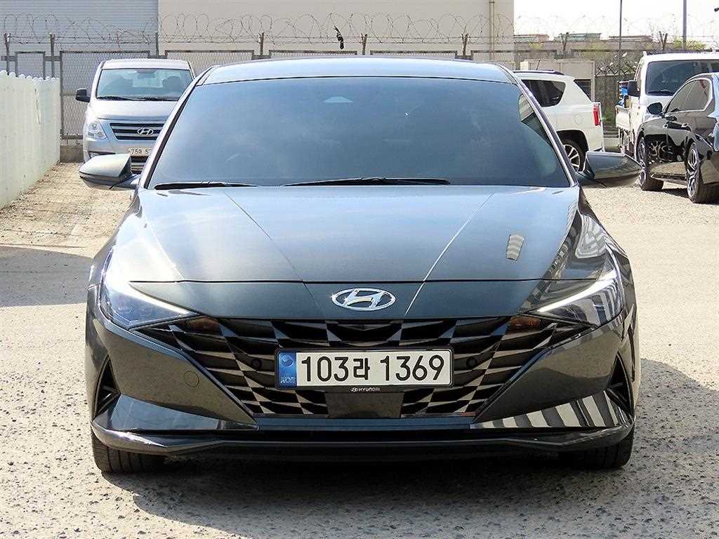 HYUNDAI Avante 2023 Gris - Importación desde Corea - HF Imports Iquique - Foto 1