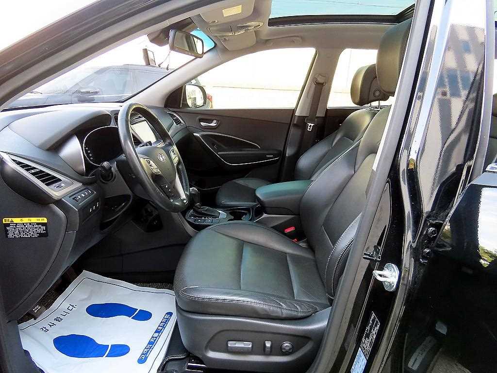 HYUNDAI Maxcruz - Vista 5