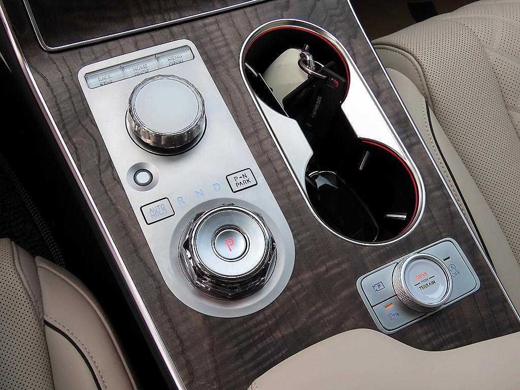 Genesis GV80 - Vista 11