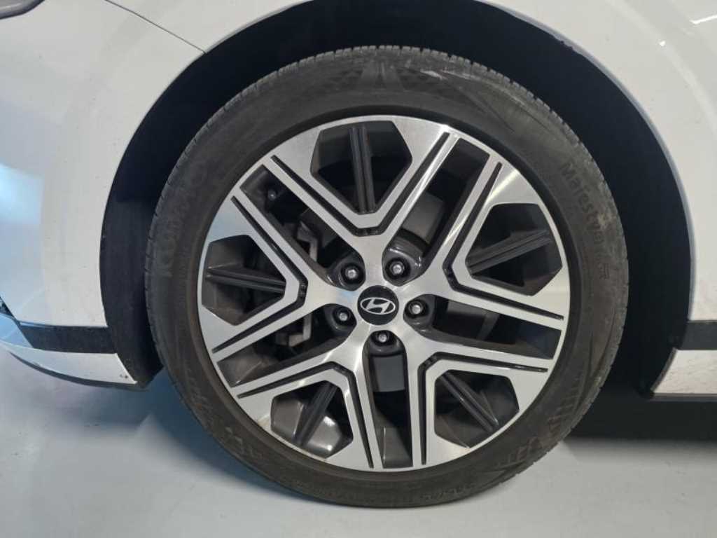 HYUNDAI Grandeur - Vista 4