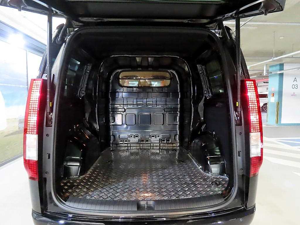 HYUNDAI Staria 2025 - Importación desde Corea - HF Imports Iquique - Foto 17