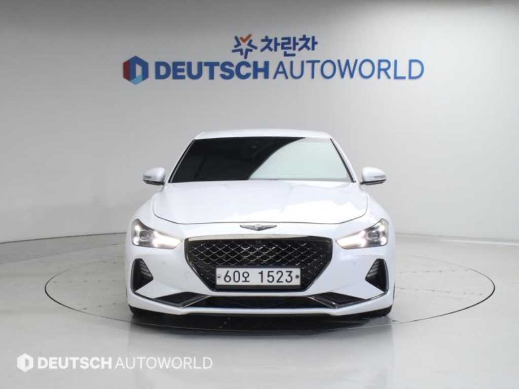 Genesis G70 - Vista 3