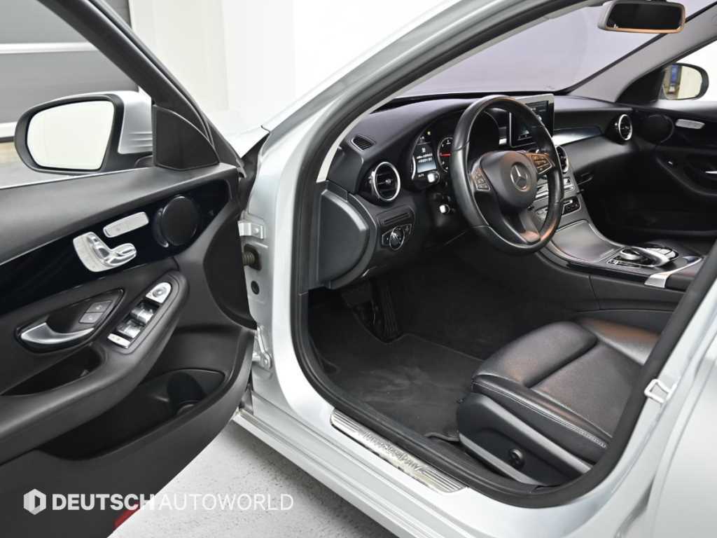 Mercedes Benz C Class - Vista 11