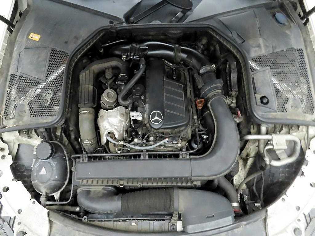 Mercedes Benz C Class 2016 Blanco - Importación desde Corea - HF Imports Iquique - Foto 20