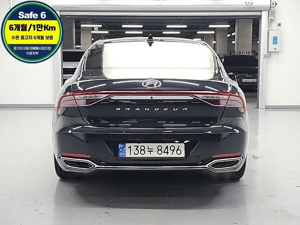 HYUNDAI Grandeur - Vista 3