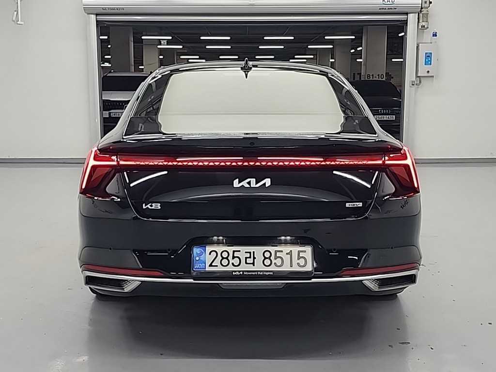 KIA K8 - Vista 3