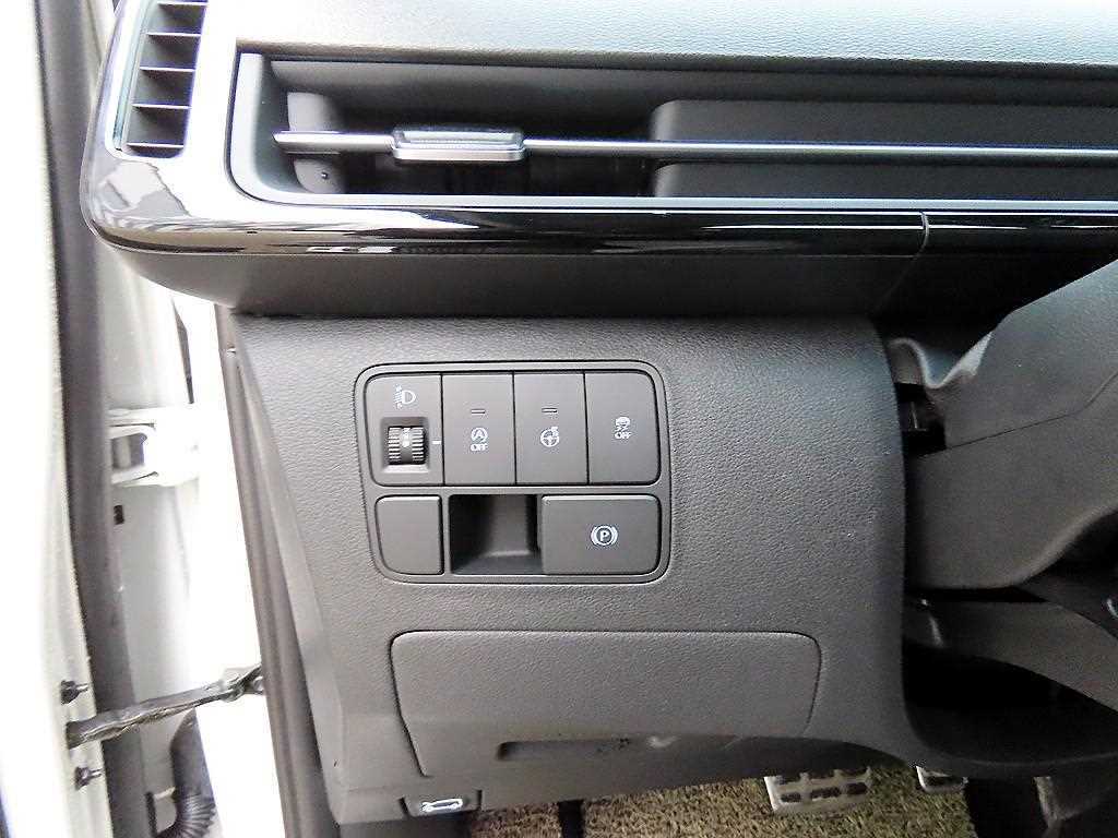 HYUNDAI Staria 2025 Blanco - Importación desde Corea - HF Imports Iquique - Foto 13