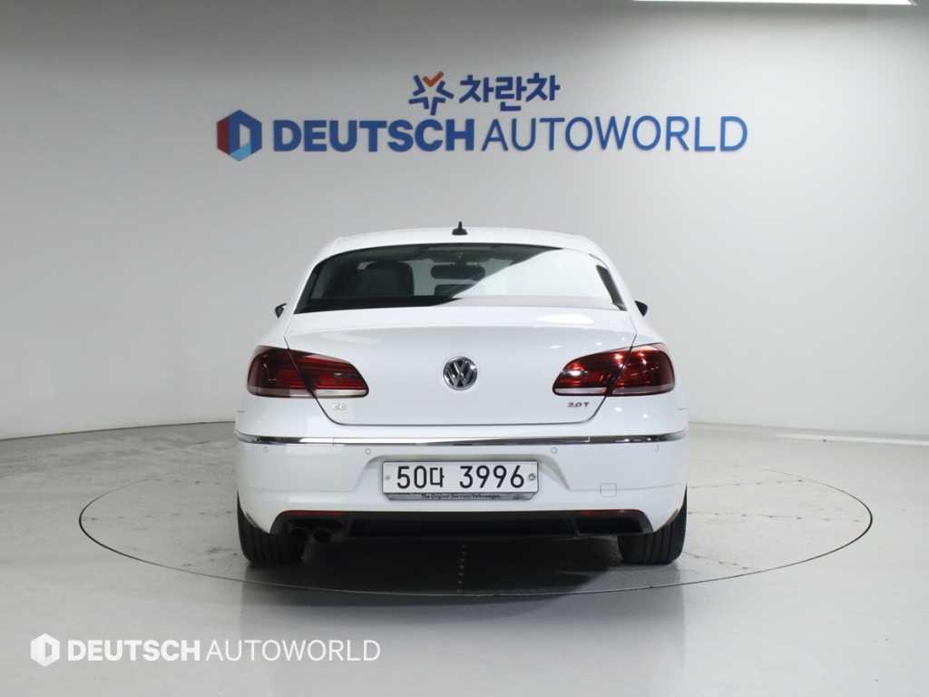 Volkswagen CC - Vista 4
