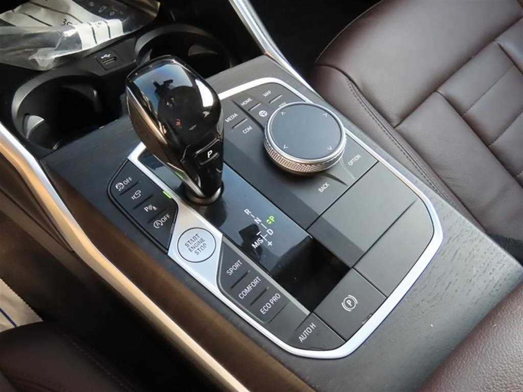 BMW 3 series 2021 Negro - Importación desde Corea - HF Imports Iquique - Foto 15