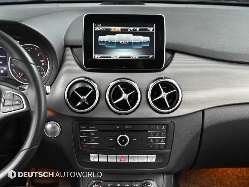 Mercedes Benz B Class (MY B) 2017 Blanco - Importación desde Corea - HF Imports Iquique - Foto 14