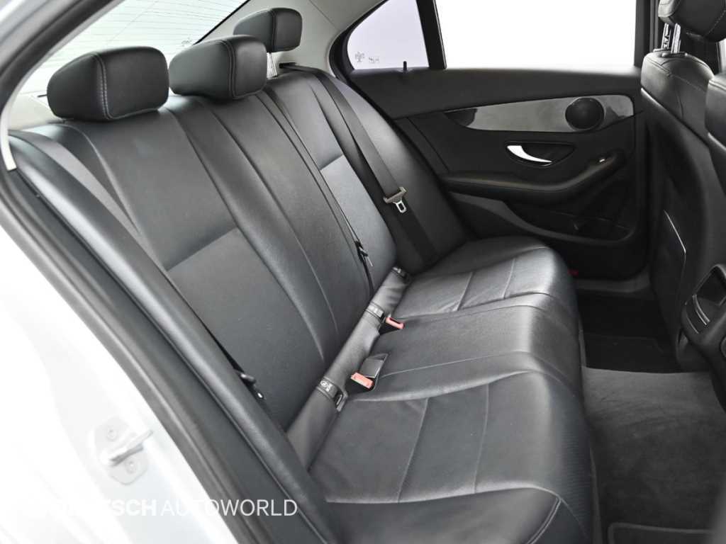 Mercedes Benz C Class - Vista 12