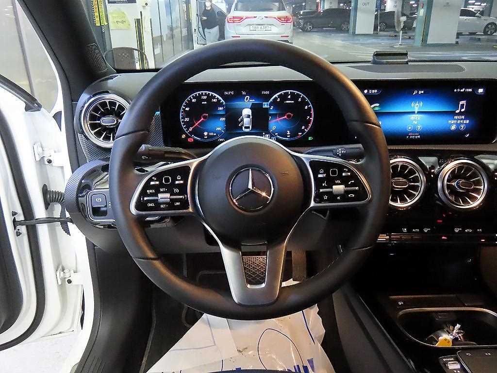 Mercedes Benz A Class - Vista 8