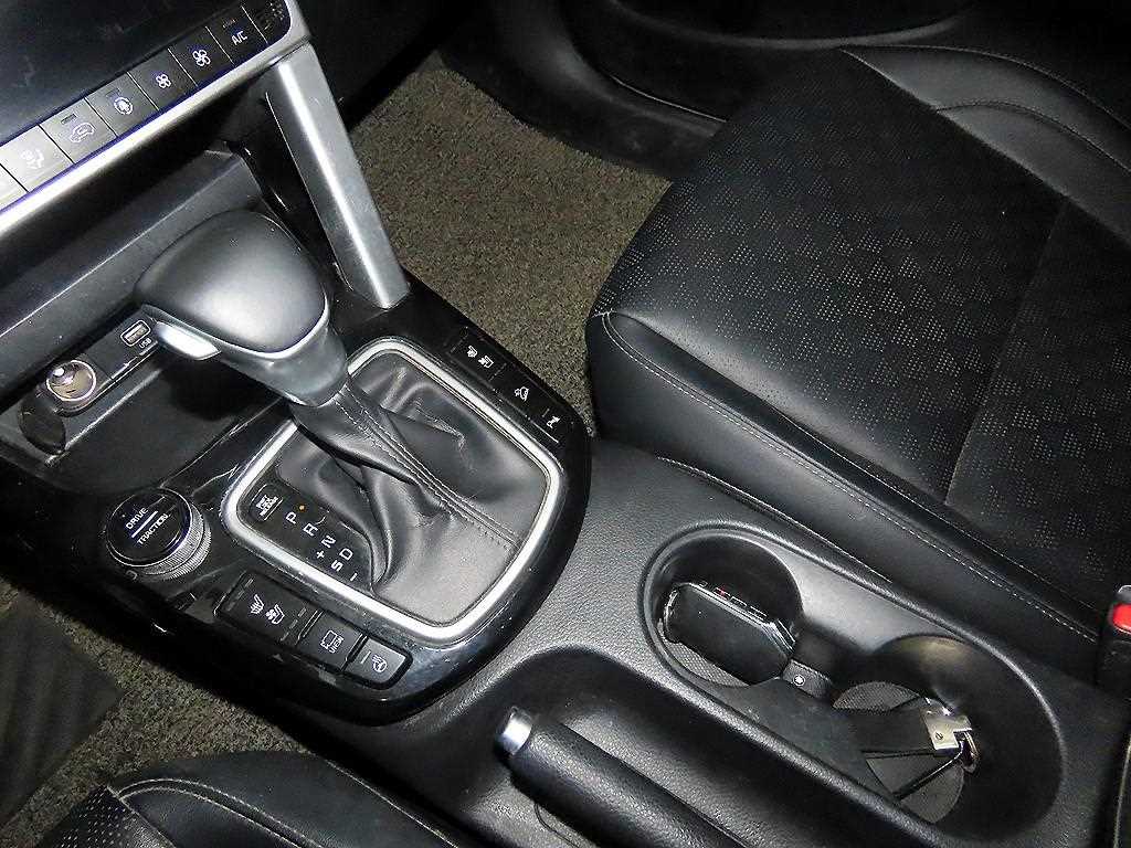 KIA Seltos - Vista 12