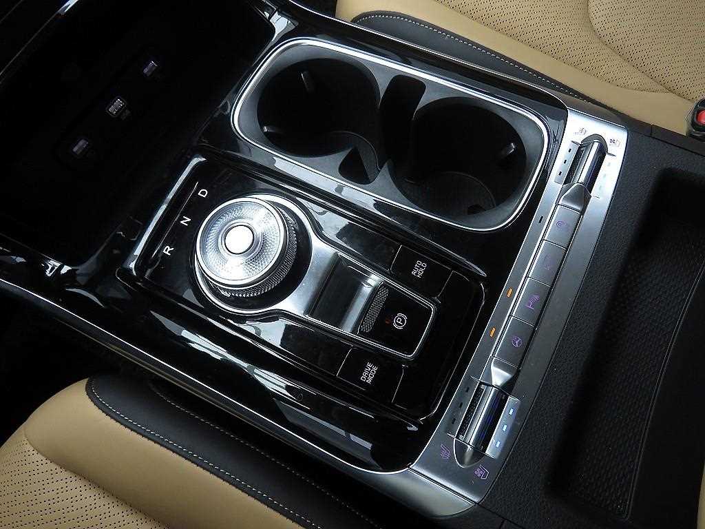 KIA Carnival 2023 Blanco - Importación desde Corea - HF Imports Iquique - Foto 13