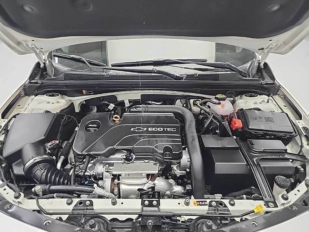 Chevrolet Malibu - Vista 6