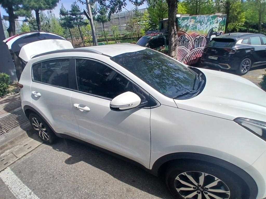 KIA Sportage - Vista 4
