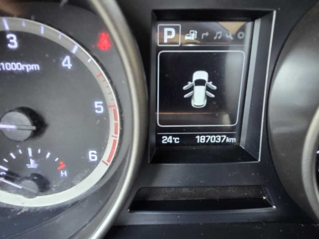 HYUNDAI Santa Fe - Vista 10